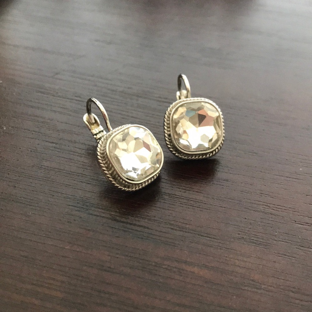 Drop earrings with cubic zirconia